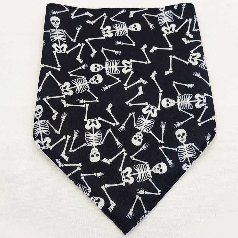 Spooky Paws Halloween Dog Bandanas – Washable Triangle Pet Scarfs