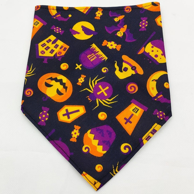 Spooky Paws Halloween Dog Bandanas – Washable Triangle Pet Scarfs